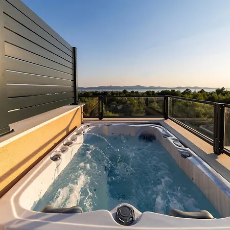 Maison Point Apartment